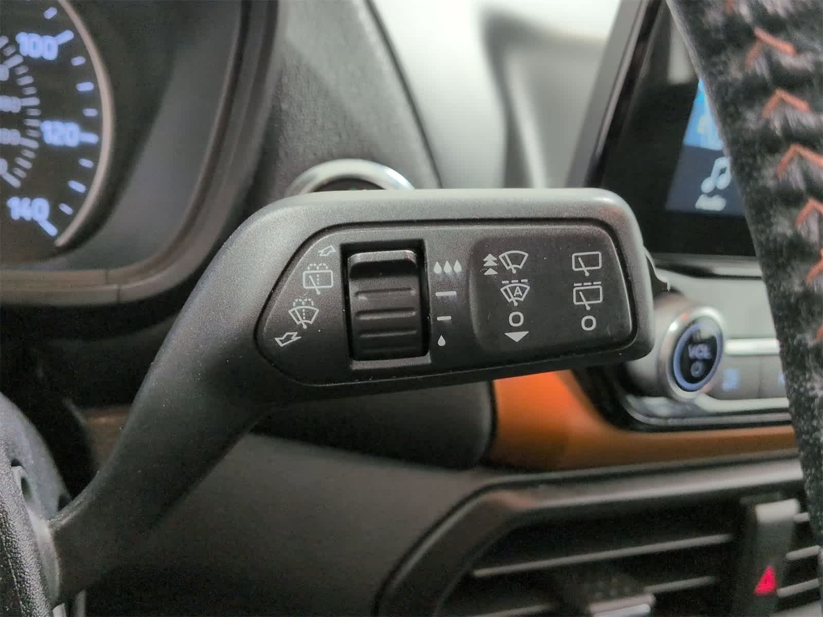 Thumbnail: 2018 Ford EcoSport - 28