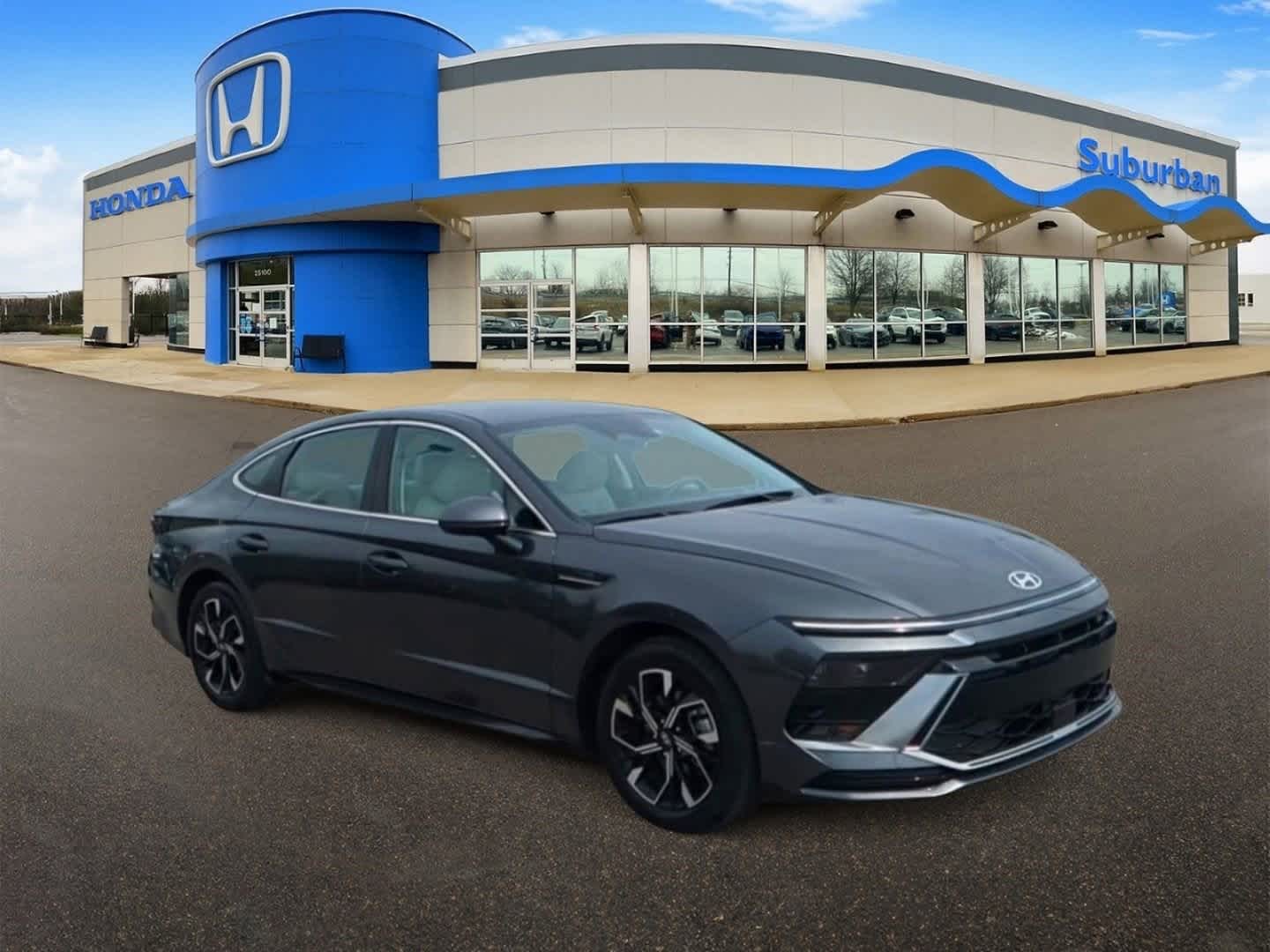 2025 Hyundai Sonata SEL photo 2