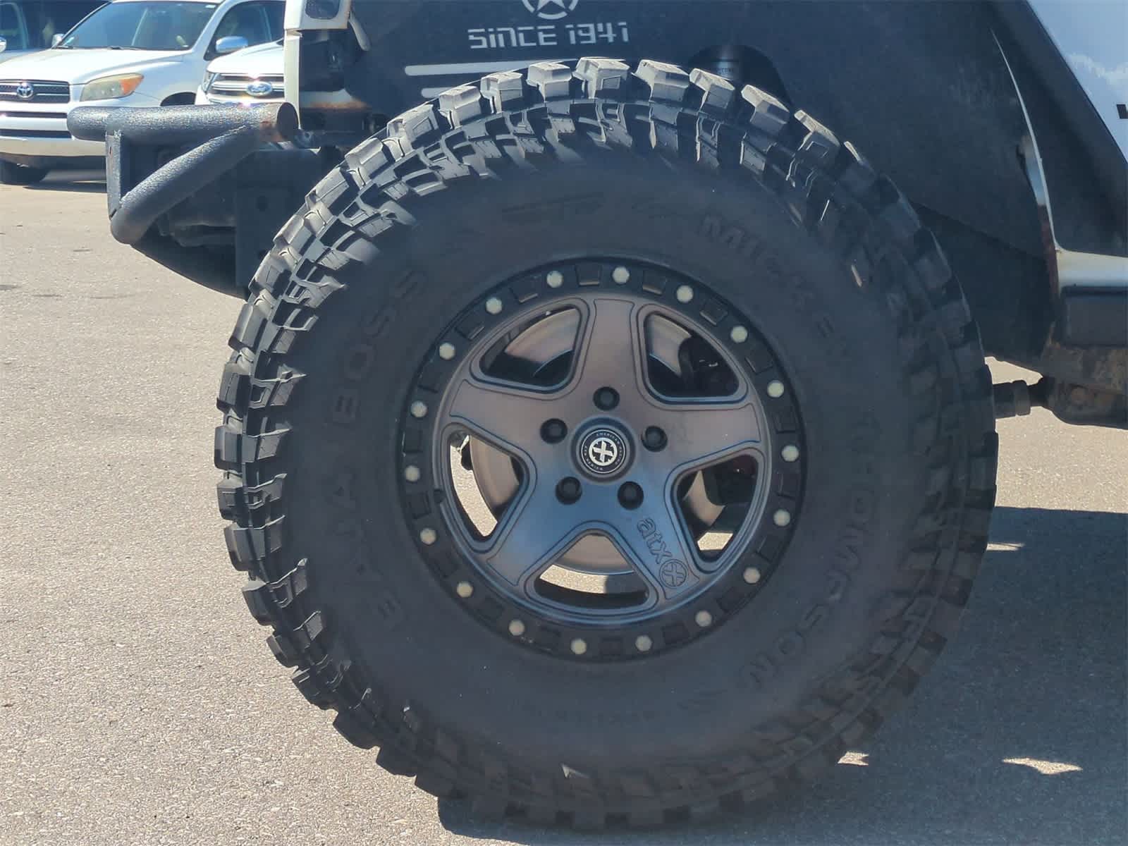 Thumbnail: 2015 Jeep Wrangler - 14