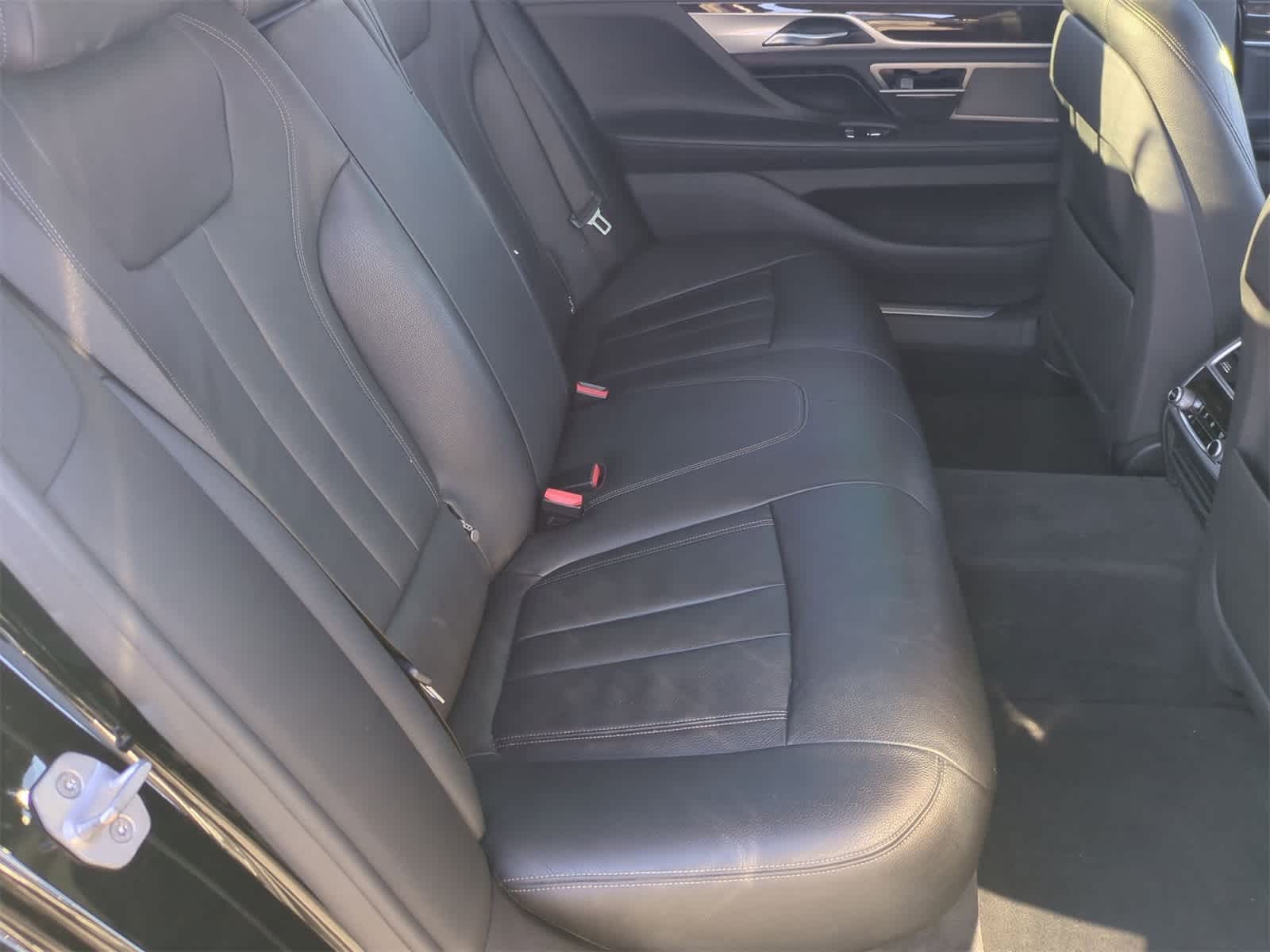 Thumbnail: 2019 BMW 7 Series - 22