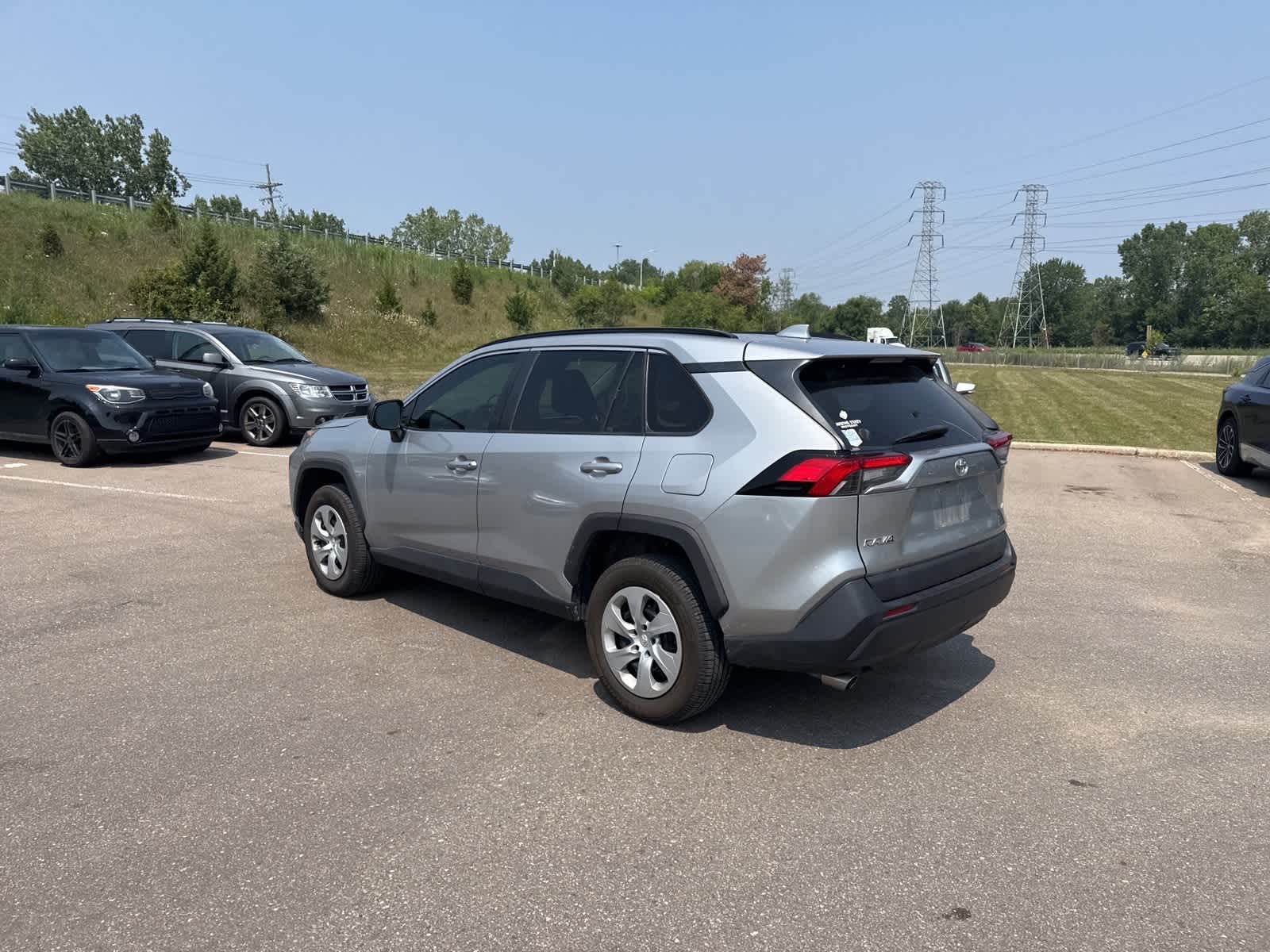 Thumbnail: 2019 Toyota RAV4 - 23