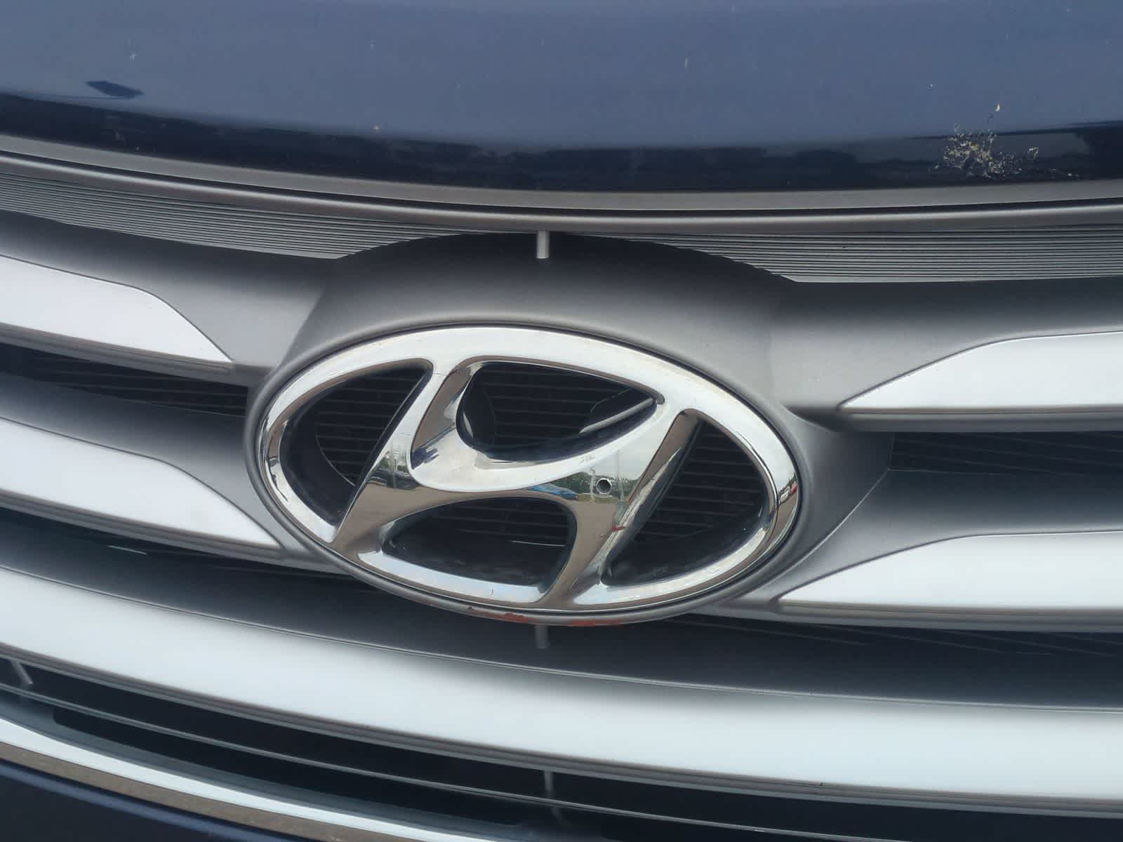 Thumbnail: 2018 Hyundai Santa Fe - 12