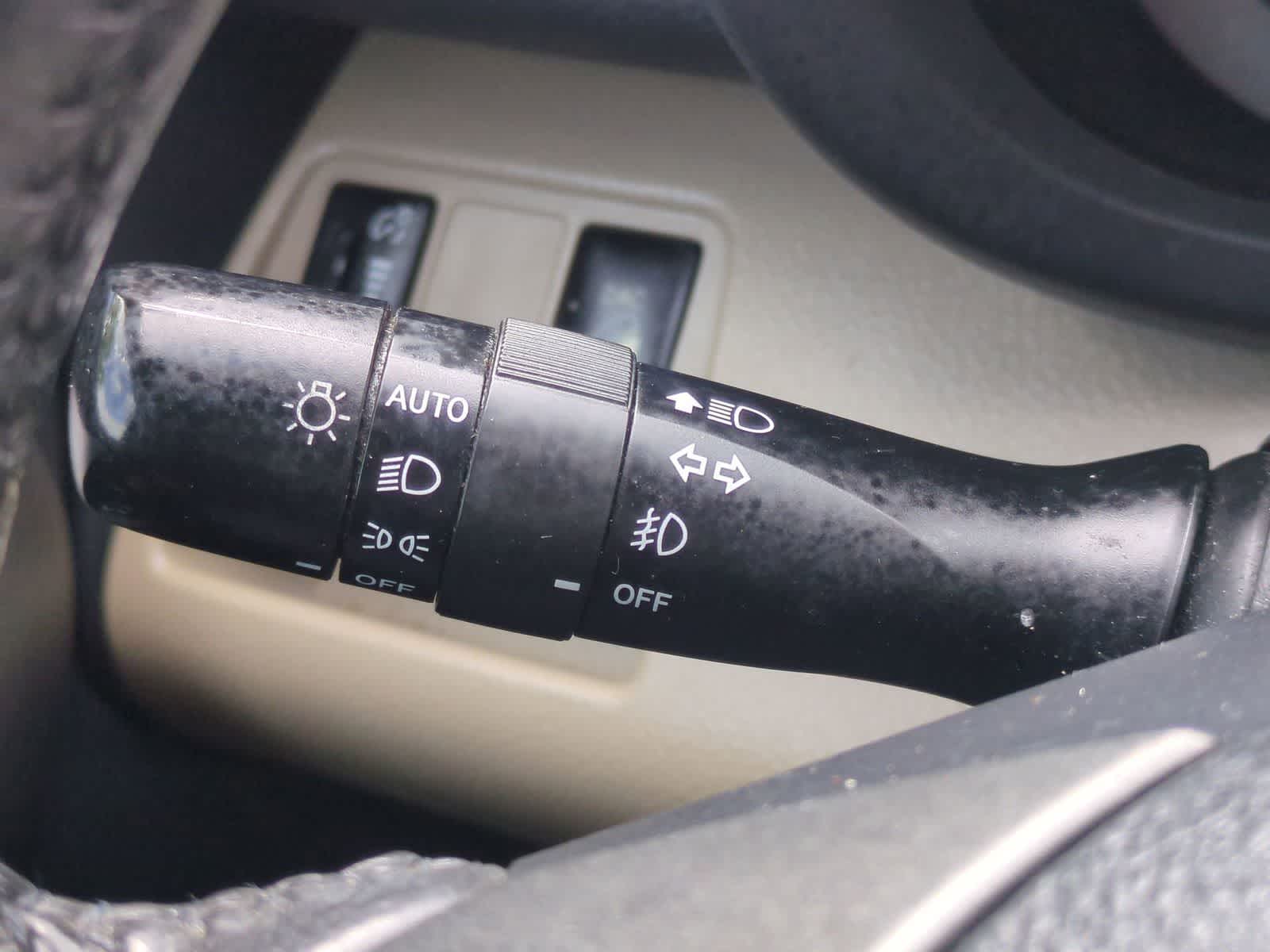 Thumbnail: 2012 Toyota RAV4 - 28