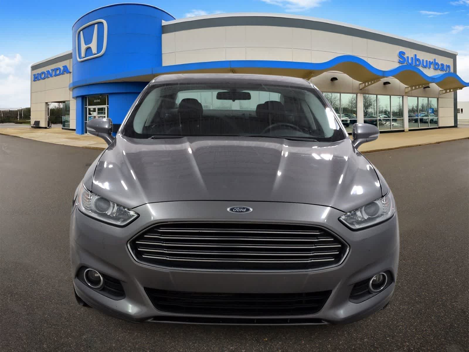 Thumbnail: 2013 Ford Fusion - 3