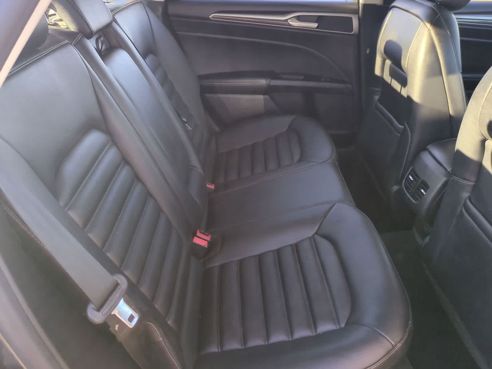 Thumbnail: 2019 Ford Fusion - 21