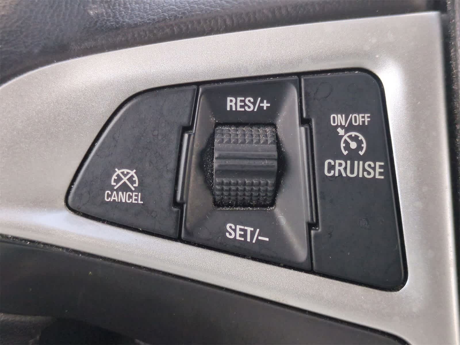 Thumbnail: 2016 Chevrolet Equinox - 23