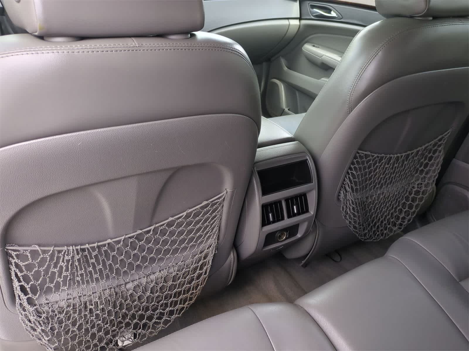 Thumbnail: 2010 Cadillac SRX - 18