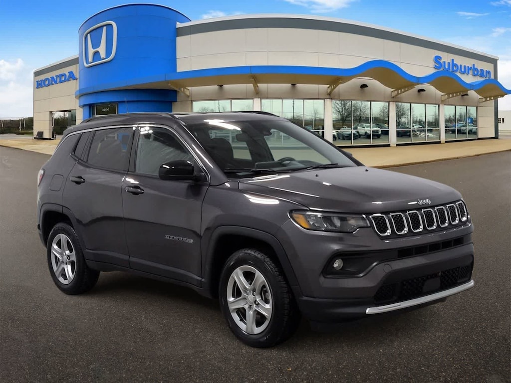 Used 2024 Jeep Compass Latitude SUV