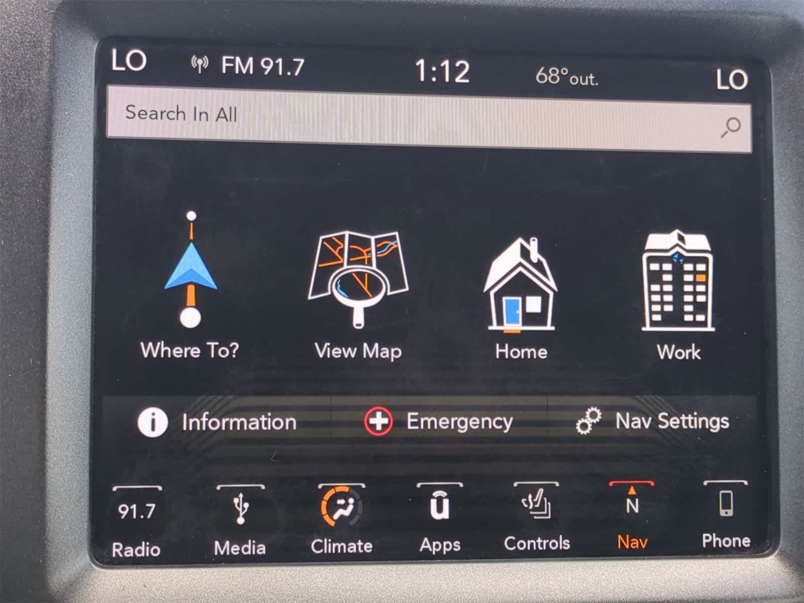Thumbnail: 2019 Jeep Cherokee - 28