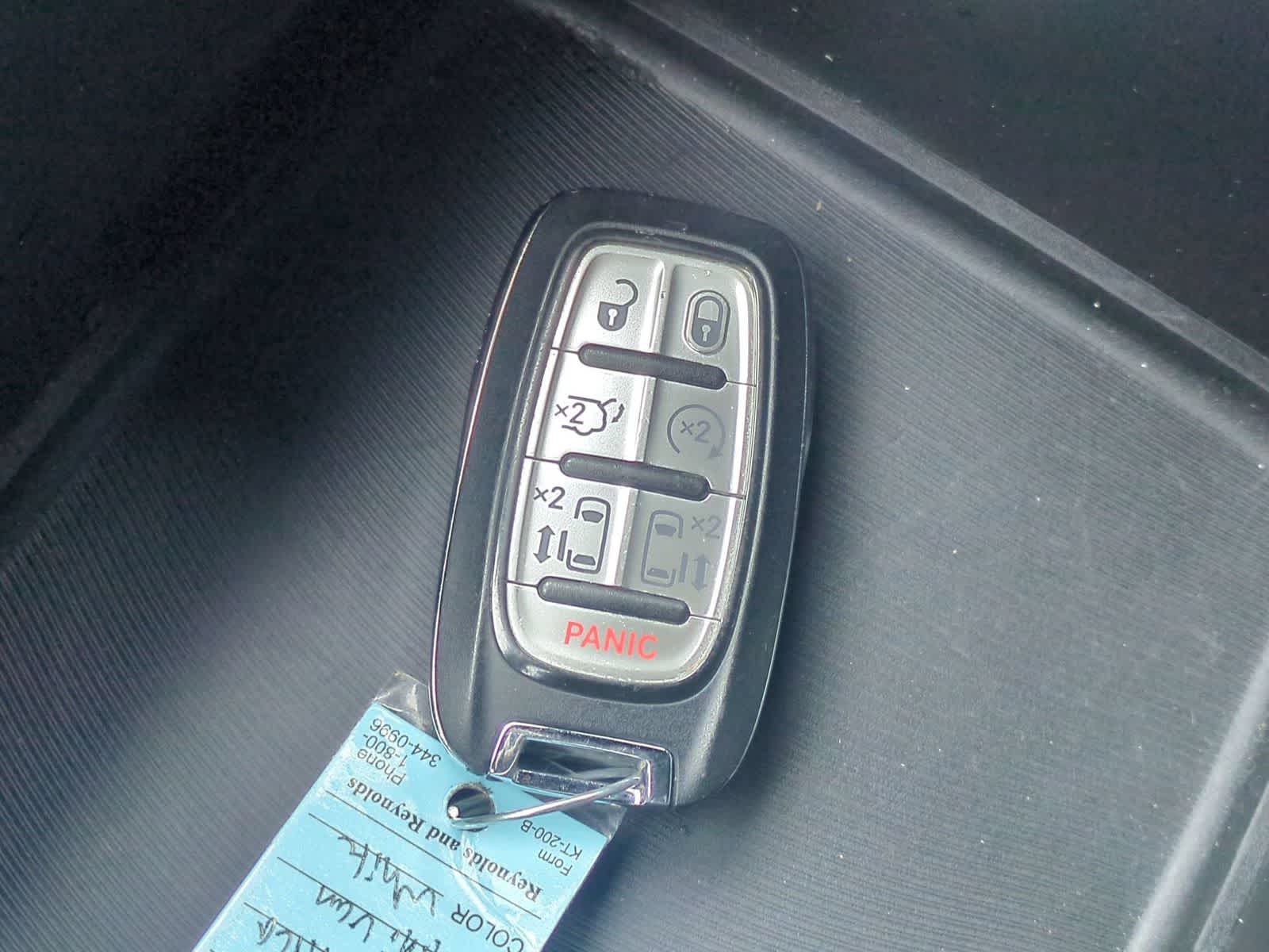 Thumbnail: 2025 Chrysler Pacifica - 33