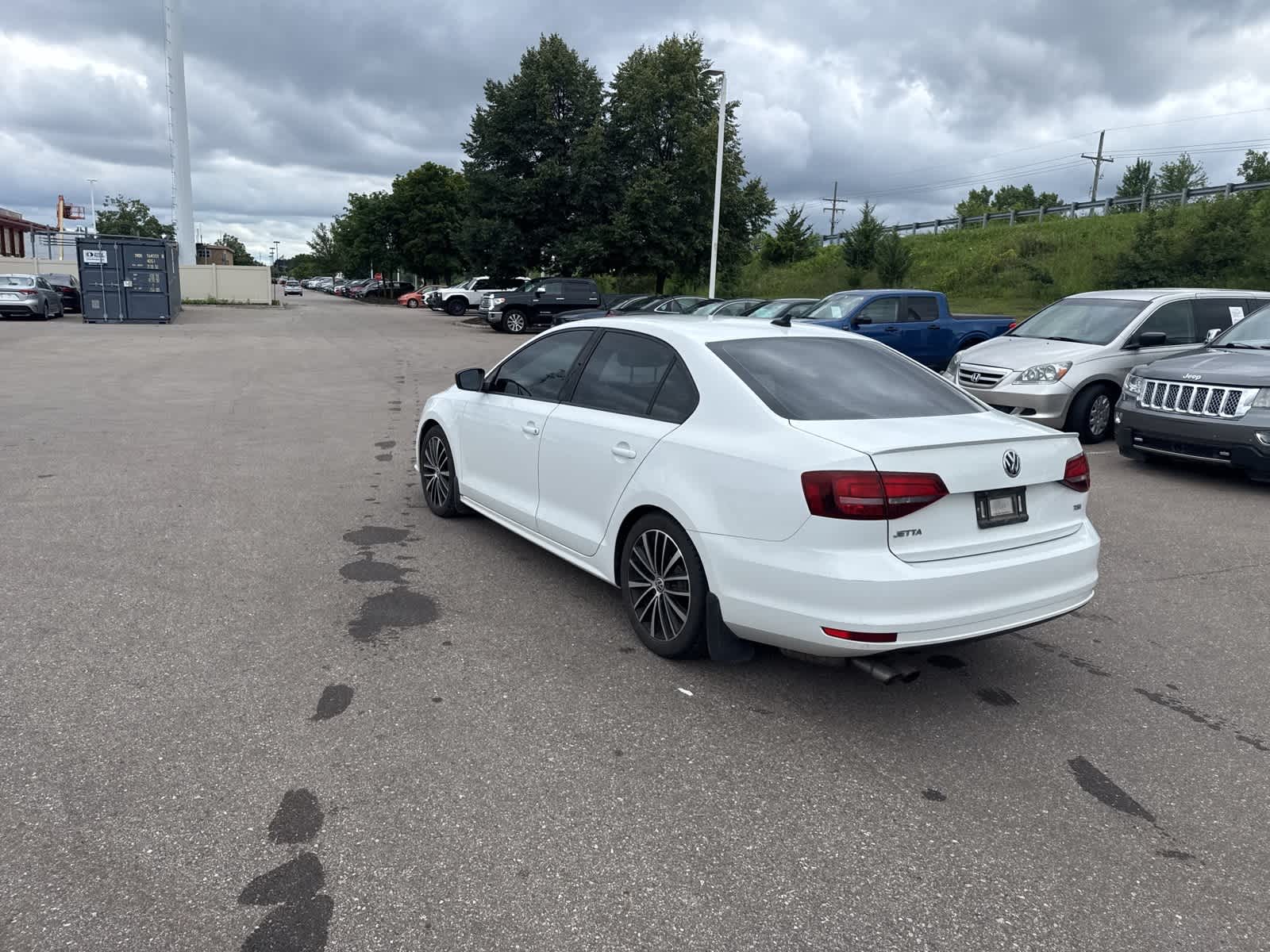 Thumbnail: 2016 Volkswagen Jetta - 23