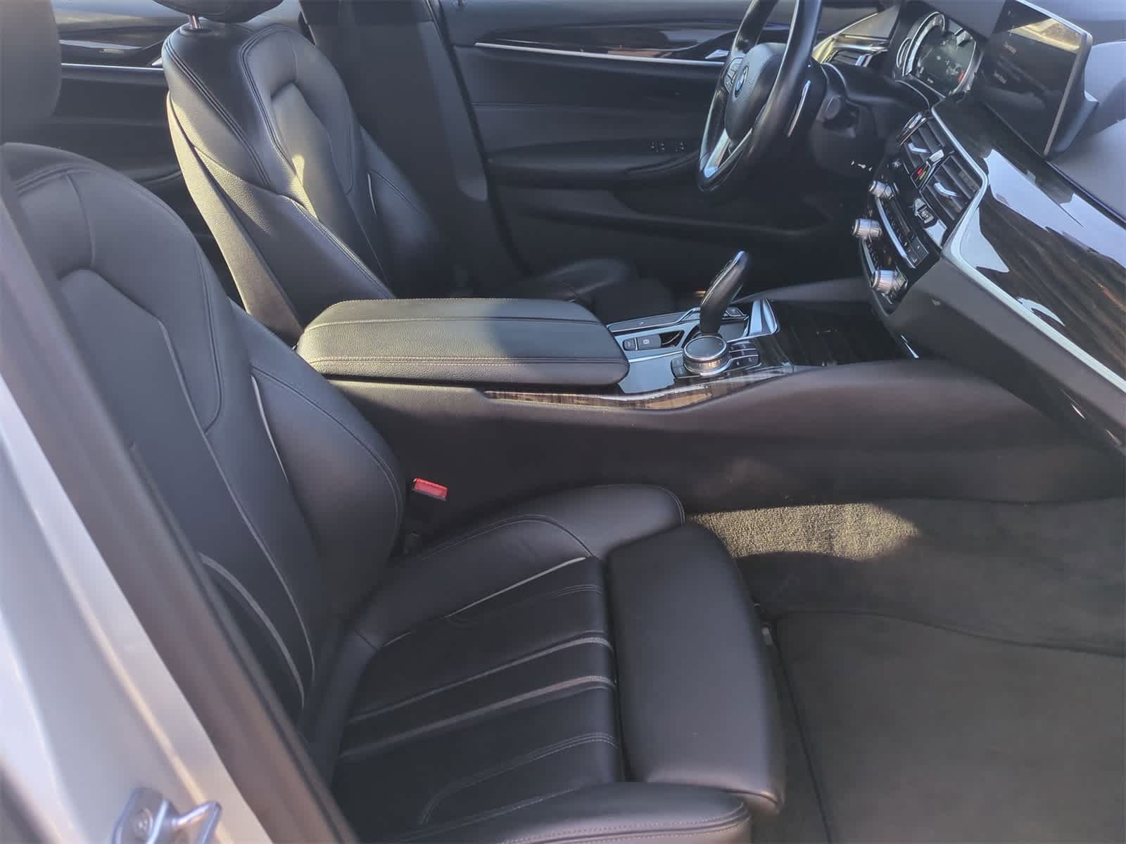 Thumbnail: 2018 BMW 5 Series - 11