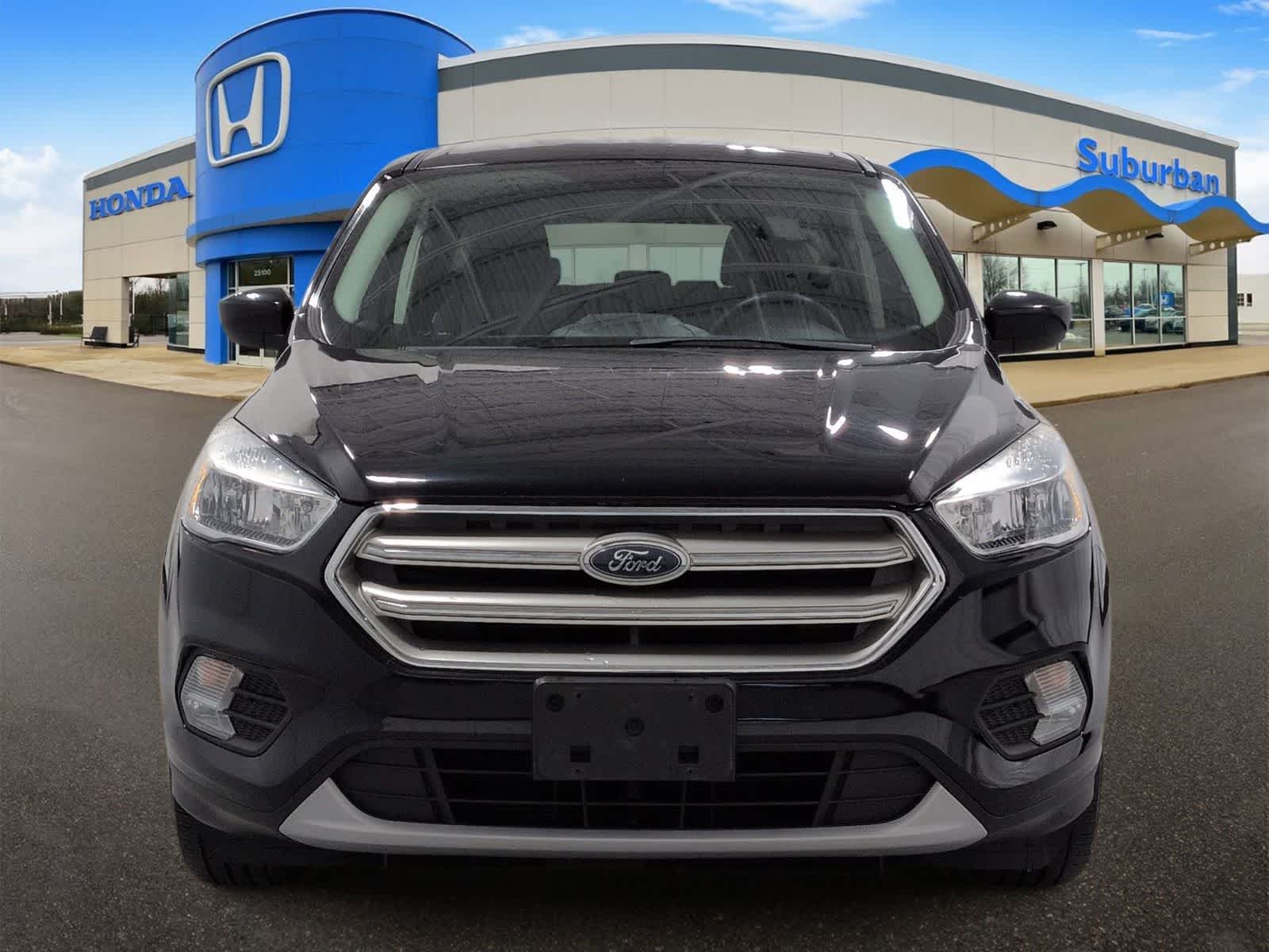 Thumbnail: 2019 Ford Escape - 3
