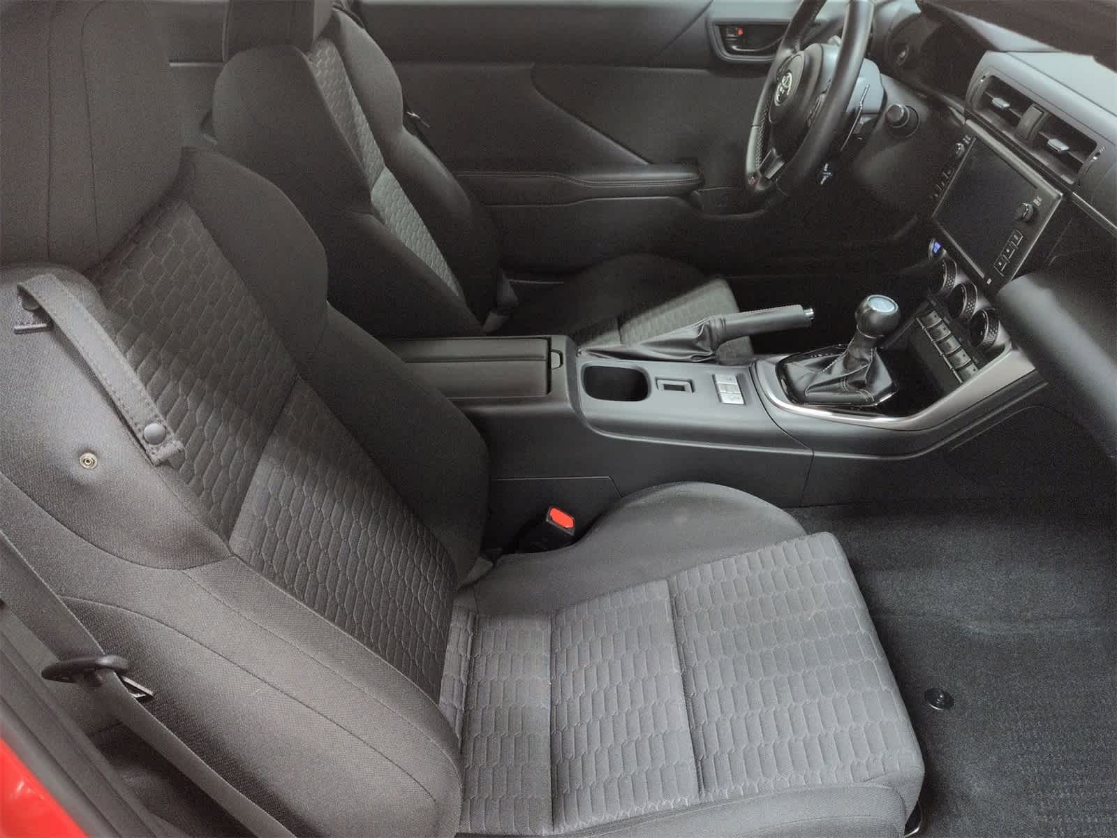 Thumbnail: 2023 Toyota GR86 - 16