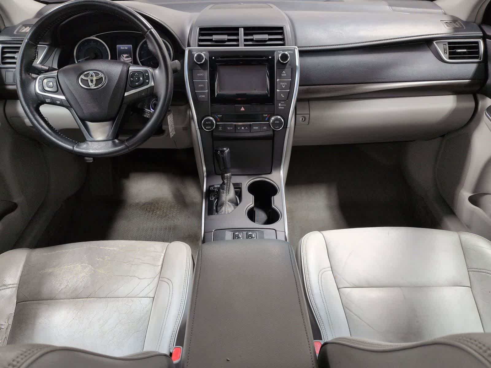 Thumbnail: 2015 Toyota Camry - 16