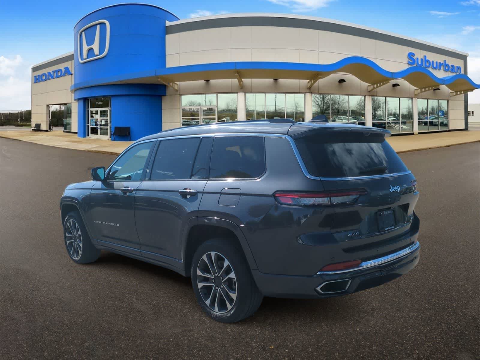 Thumbnail: 2023 Jeep Grand Cherokee L - 5