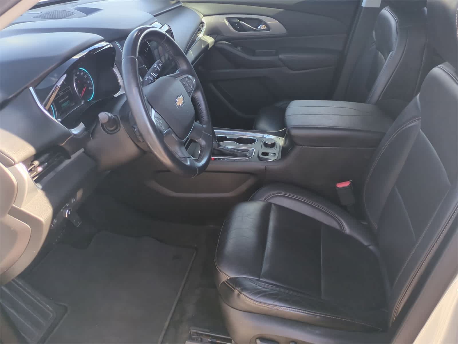 Thumbnail: 2018 Chevrolet Traverse - 17