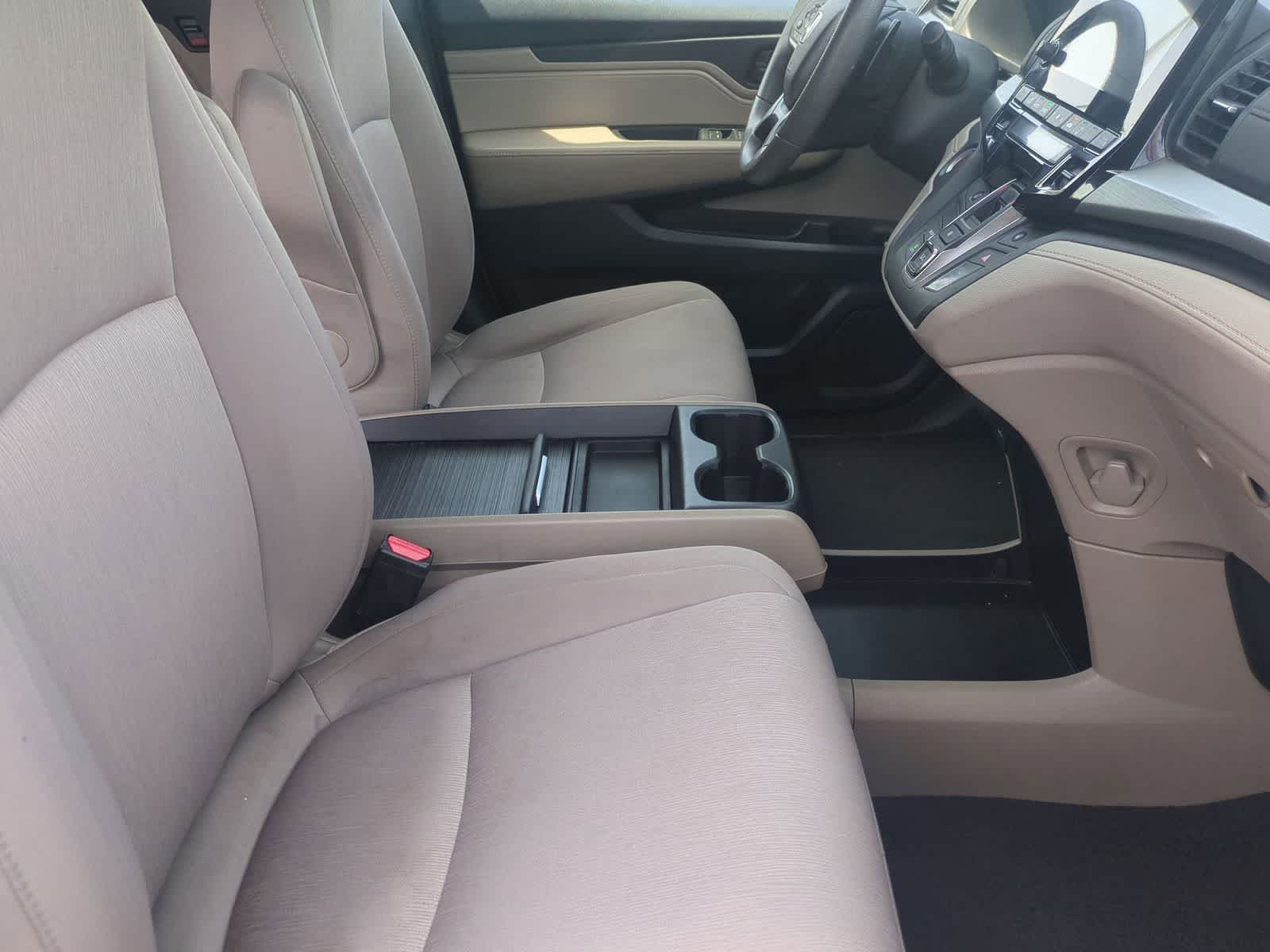 Thumbnail: 2019 Honda Odyssey - 21