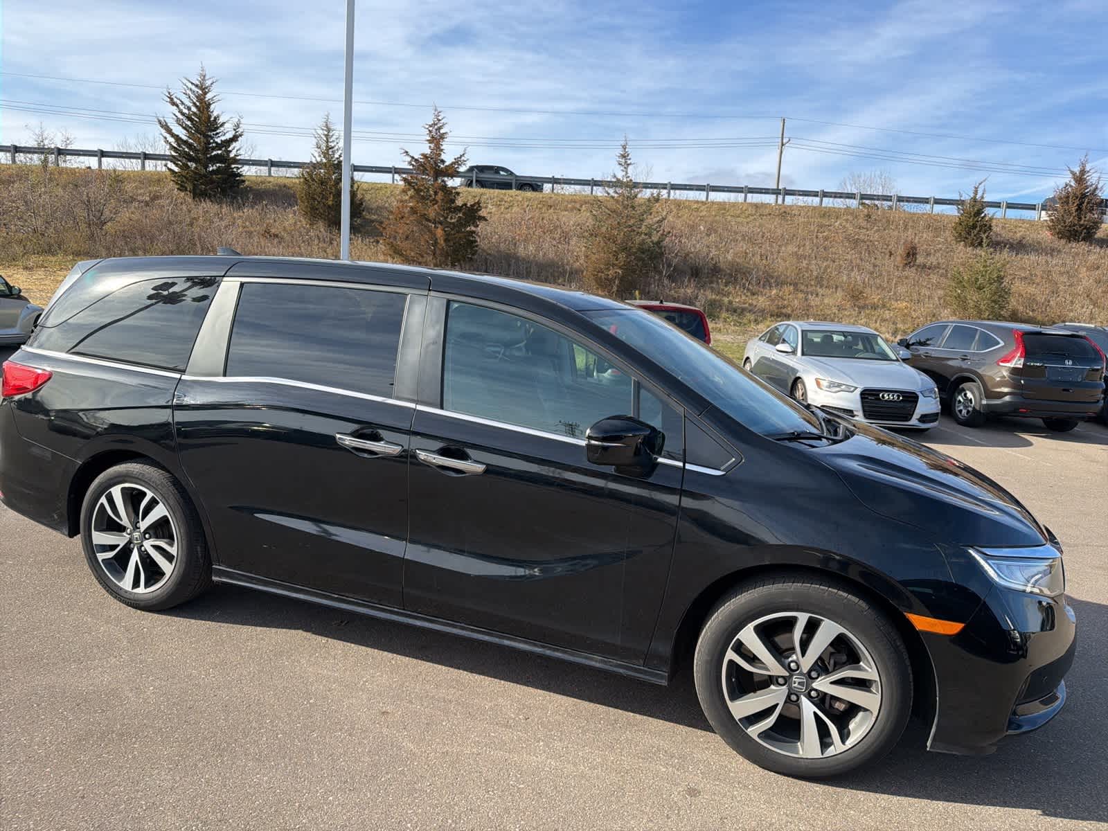 Thumbnail: 2023 Honda Odyssey - 11