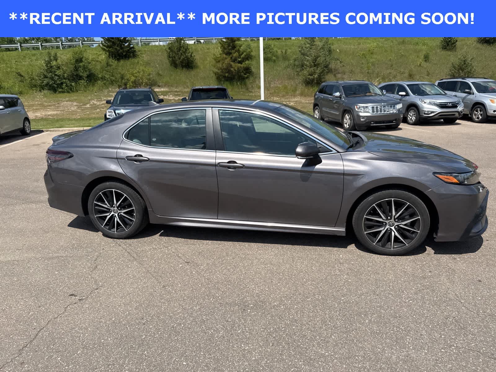 Thumbnail: 2023 Toyota Camry - 9