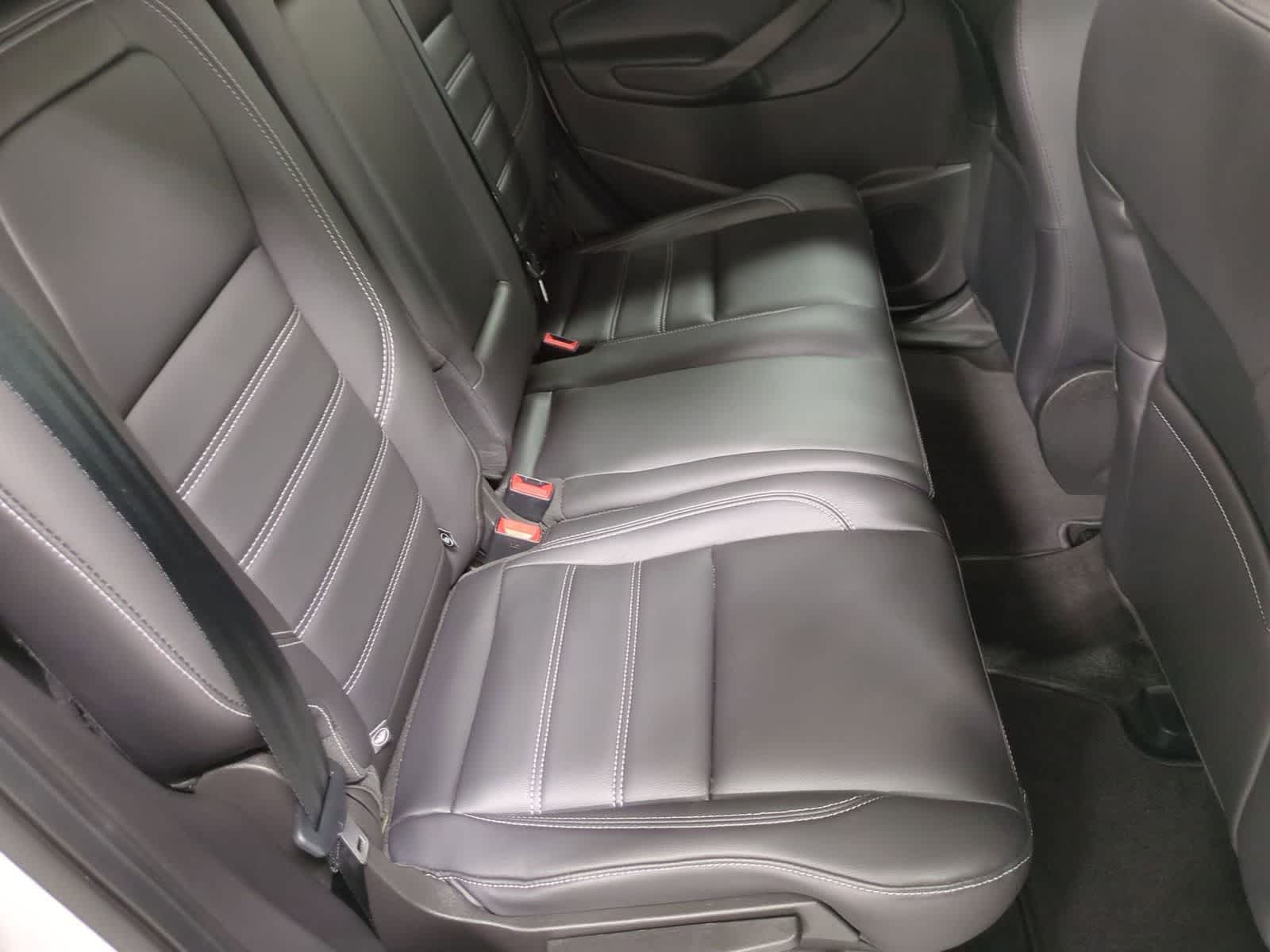 Thumbnail: 2019 Ford Escape - 21