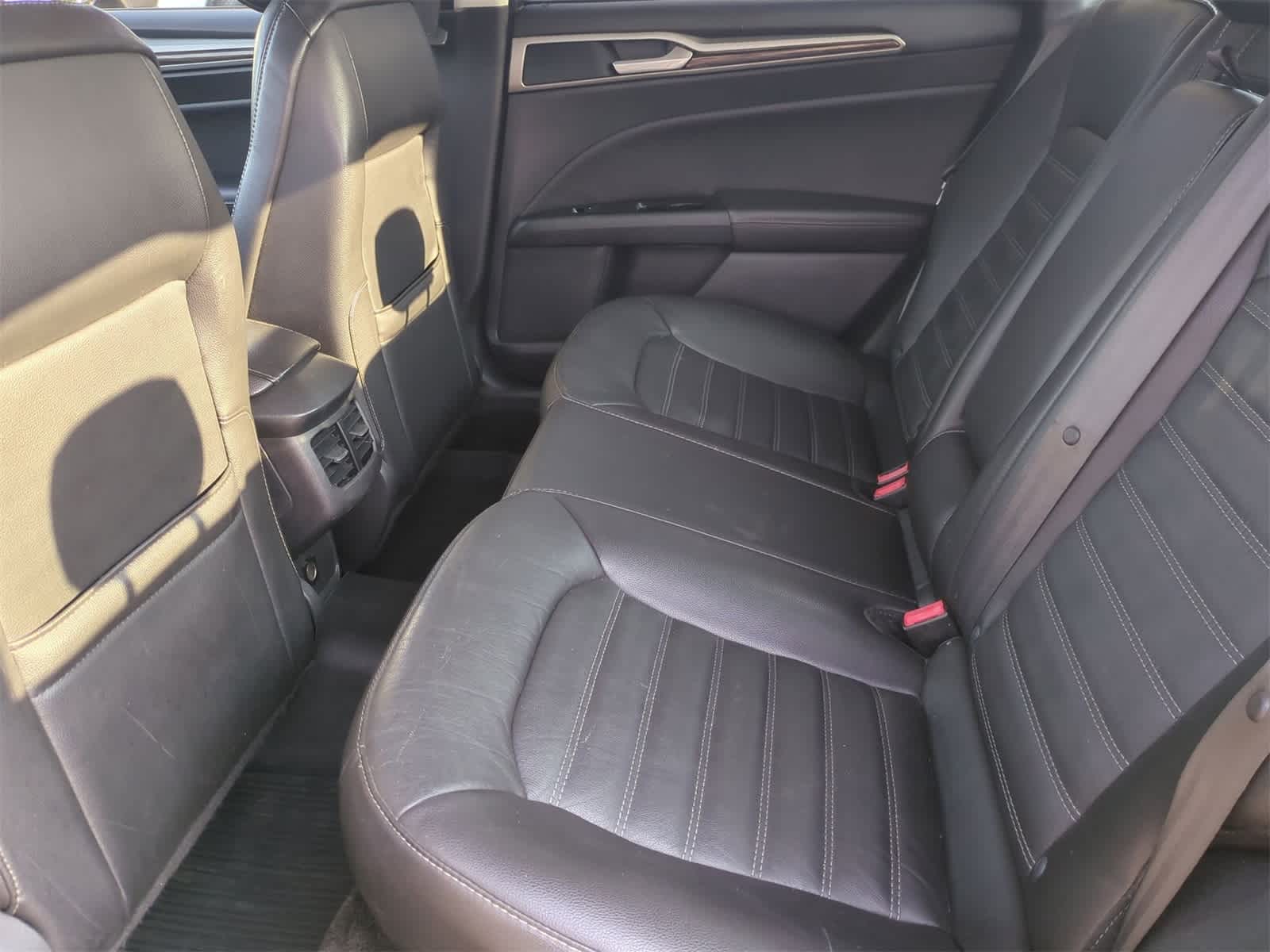 Thumbnail: 2014 Ford Fusion - 18