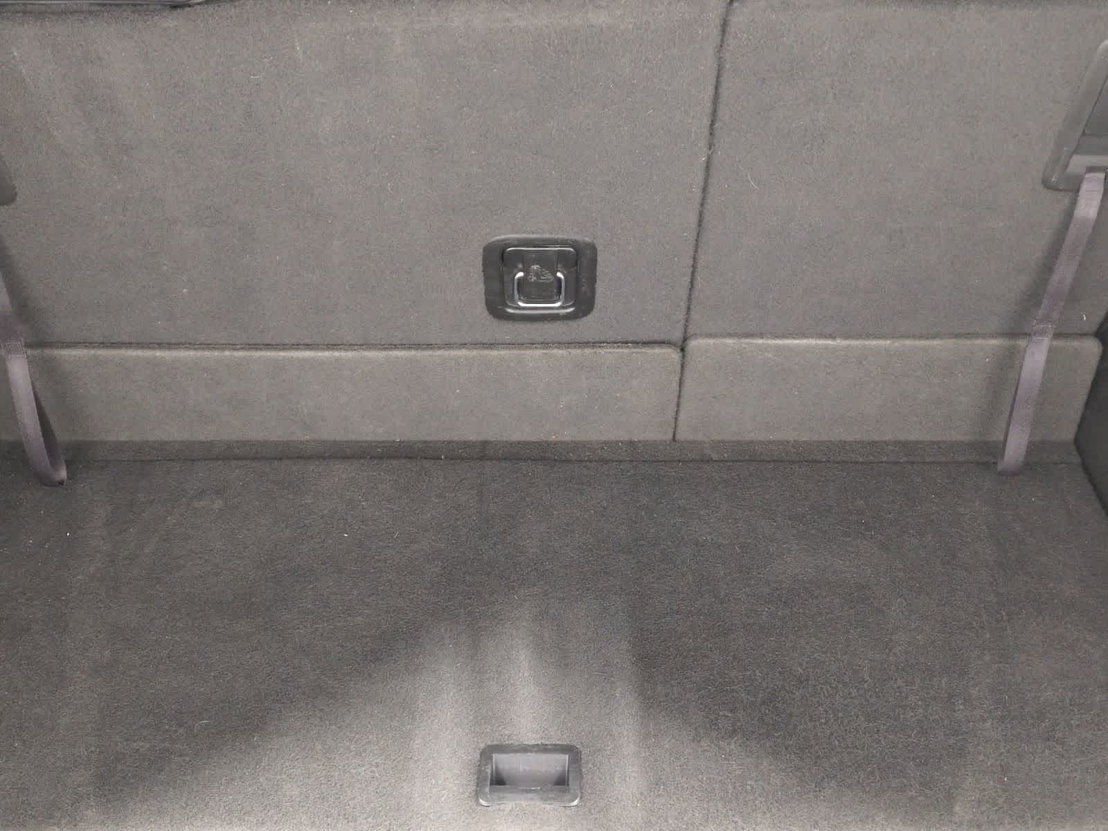 Thumbnail: 2013 GMC Acadia - 37