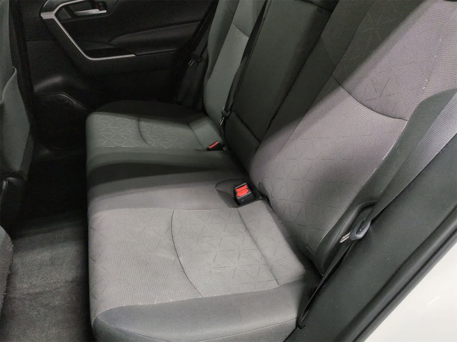 Thumbnail: 2024 Toyota RAV4 - 20