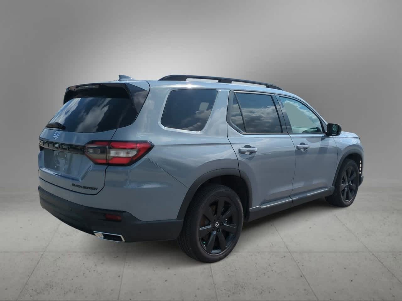 Thumbnail: 2025 Honda Pilot - 8