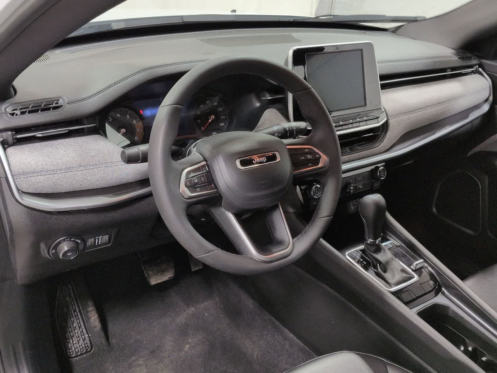 Thumbnail: 2025 Jeep Compass - 10