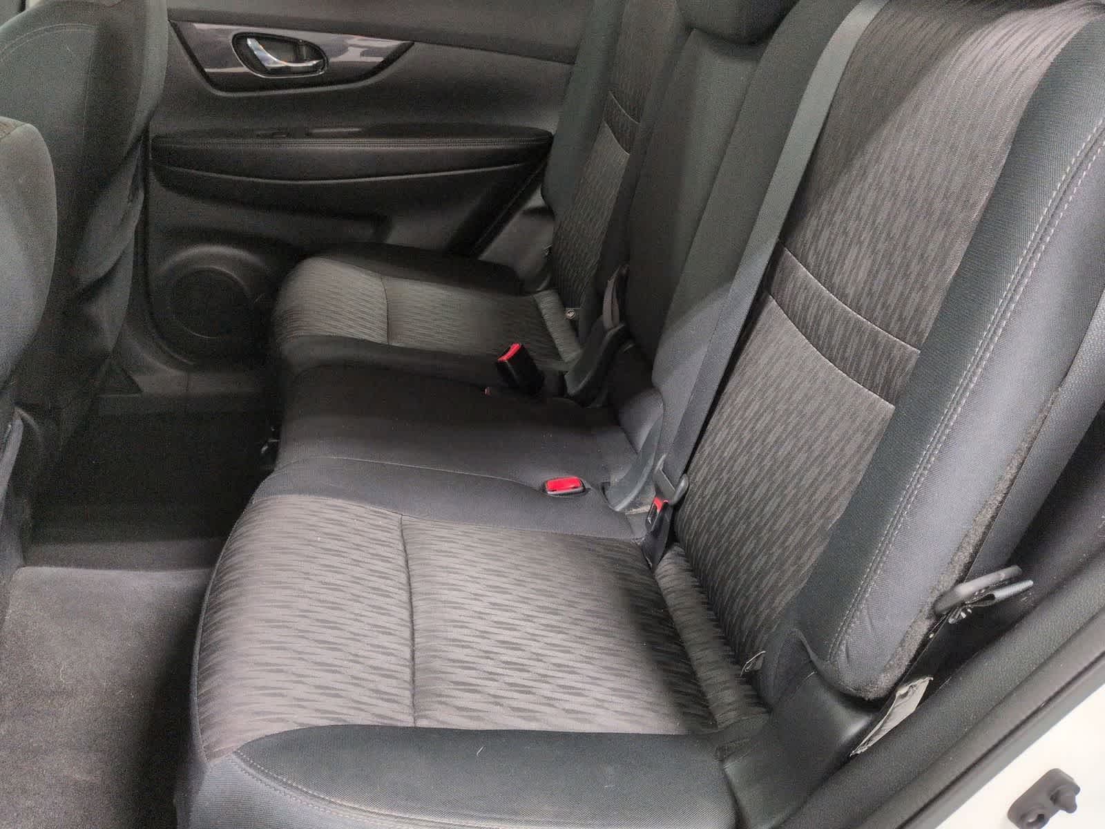 Thumbnail: 2018 Nissan Rogue - 19