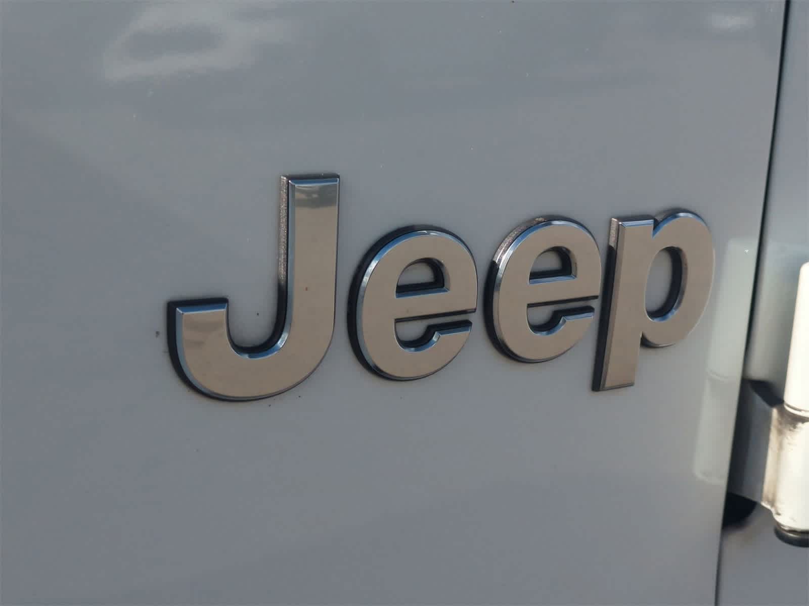 Thumbnail: 2020 Jeep Wrangler - 13