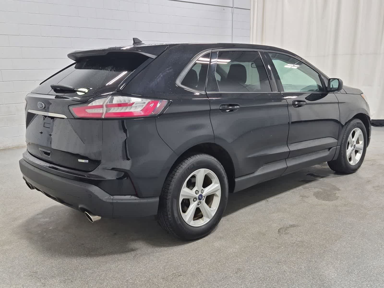 Thumbnail: 2020 Ford Edge - 14