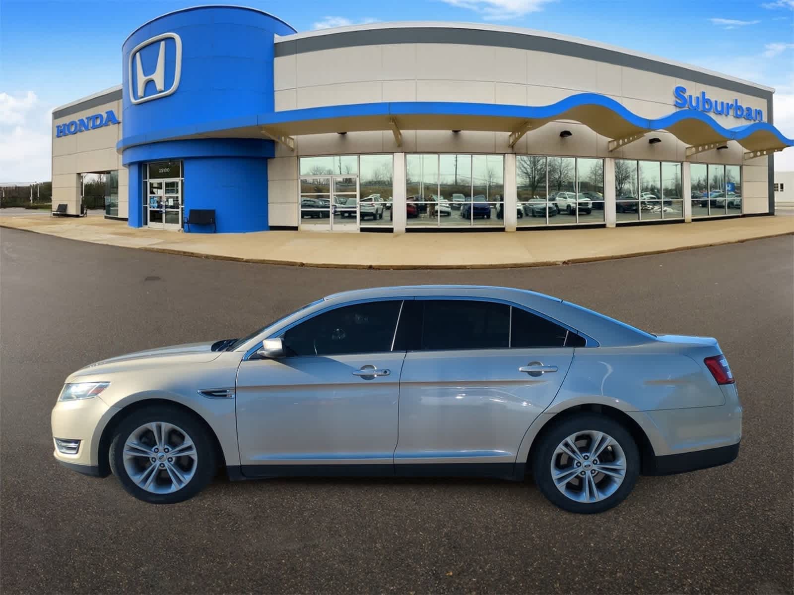 Thumbnail: 2018 Ford Taurus - 5