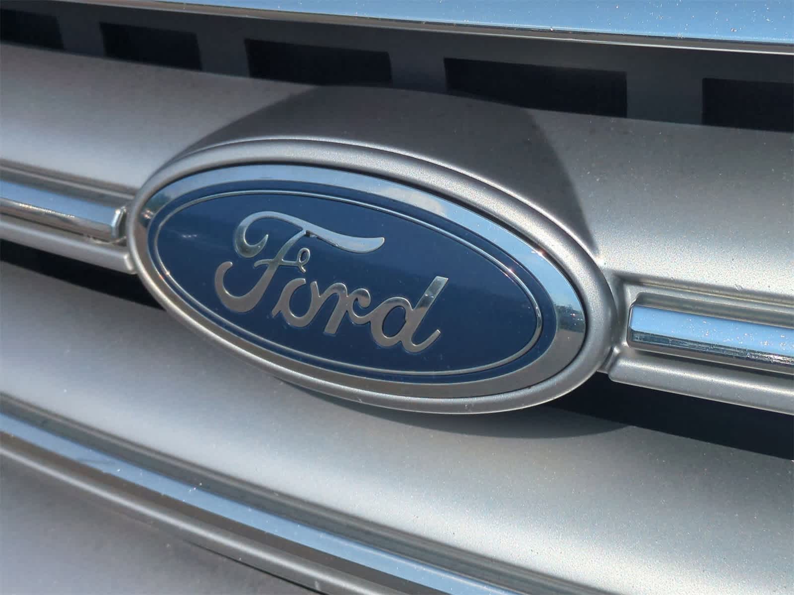 Thumbnail: 2017 Ford Escape - 12