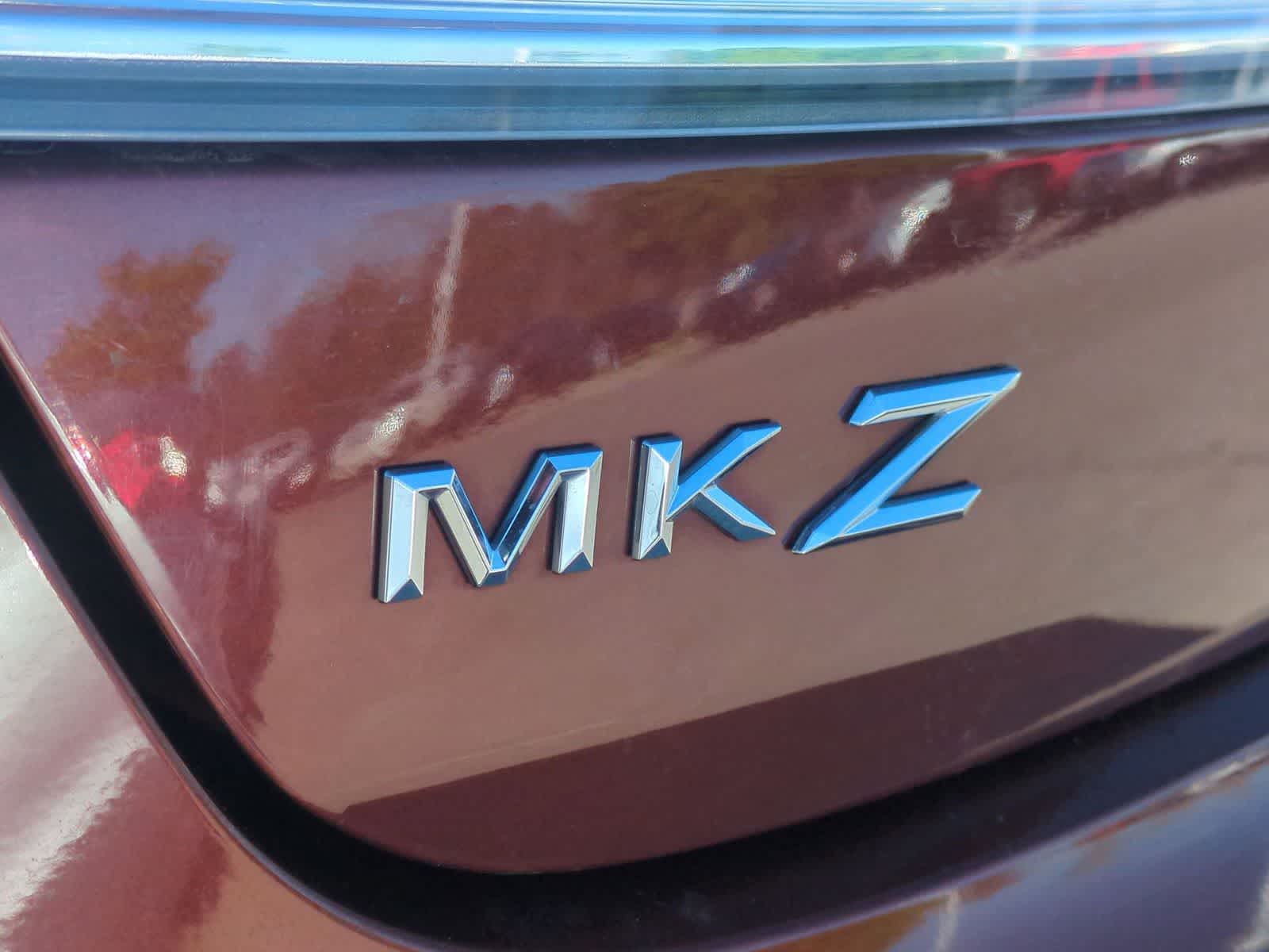 Thumbnail: 2015 Lincoln MKZ - 13