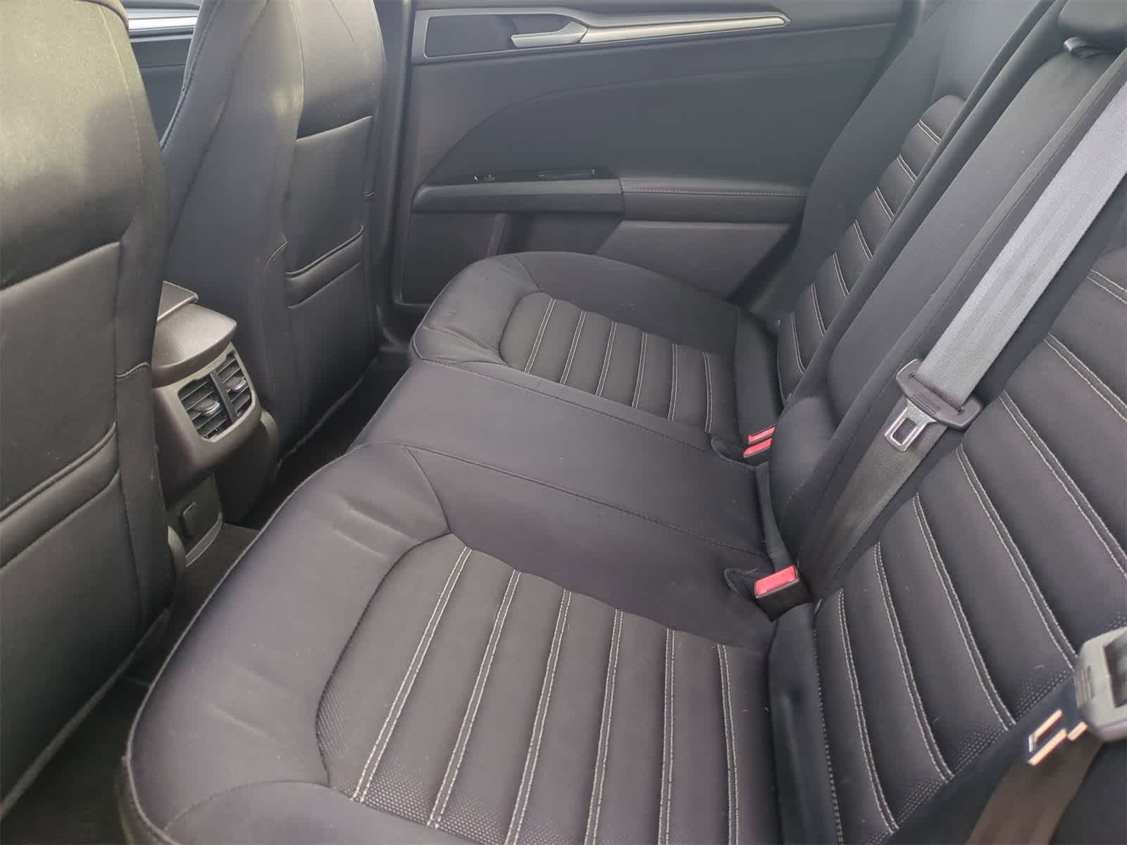 Thumbnail: 2014 Ford Fusion - 20