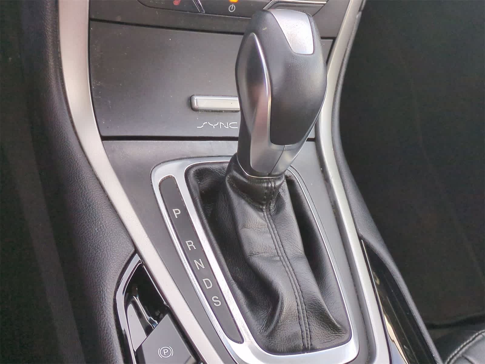 Thumbnail: 2015 Ford Edge - 30