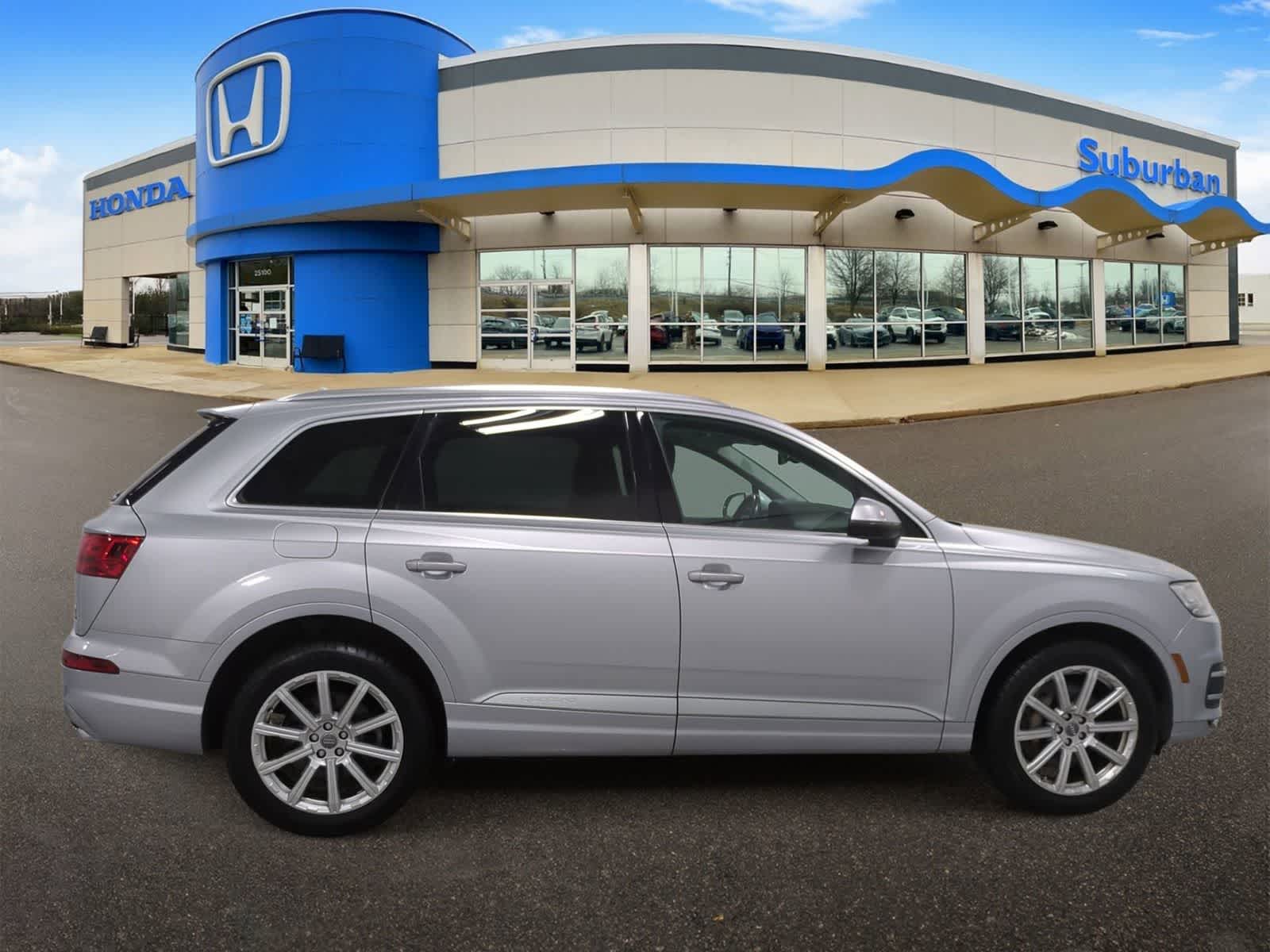 Thumbnail: 2018 Audi Q7 - 9