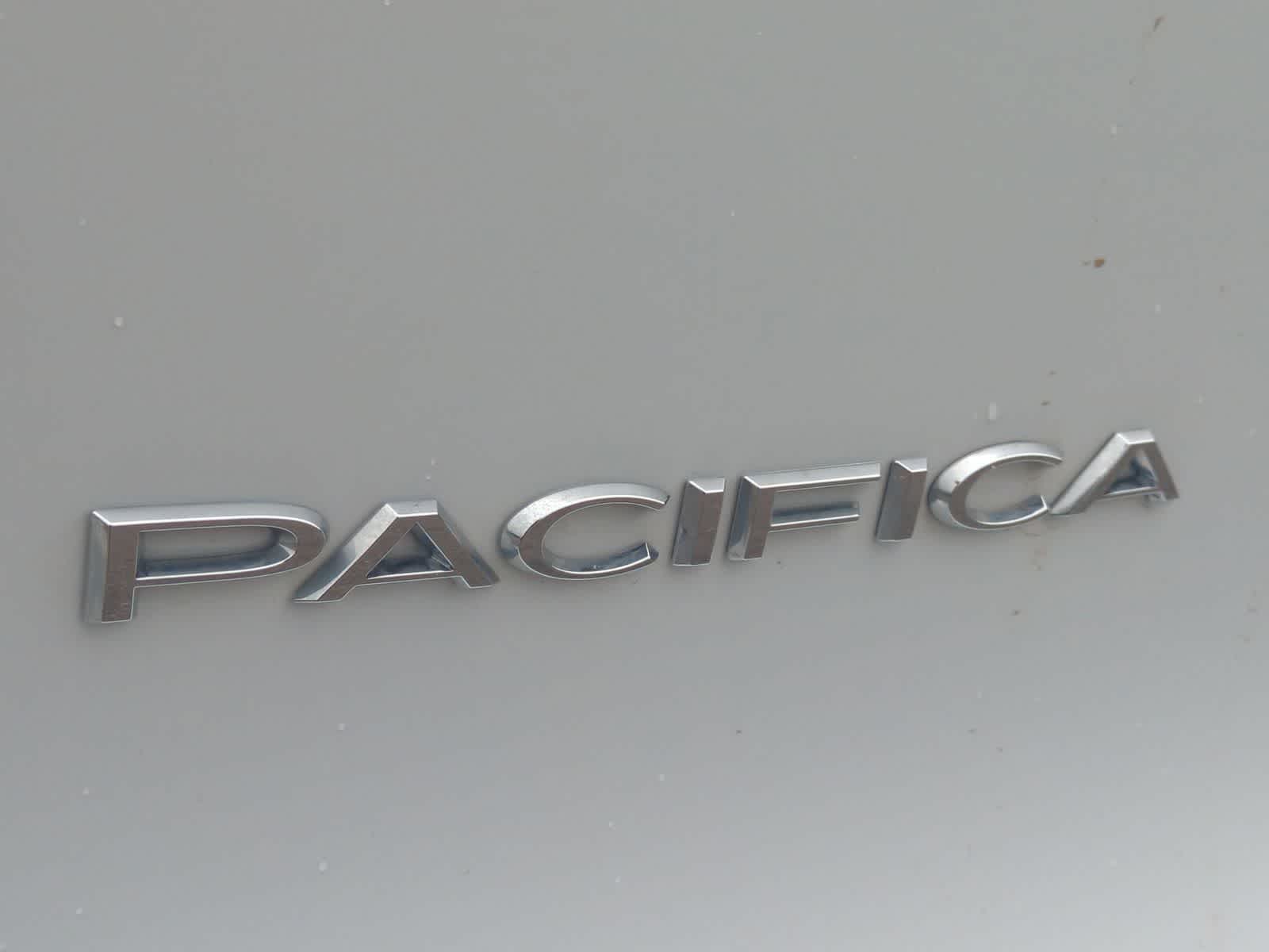 Thumbnail: 2025 Chrysler Pacifica - 13