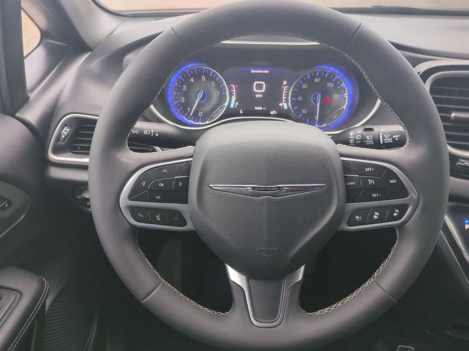 Thumbnail: 2025 Chrysler Pacifica - 22