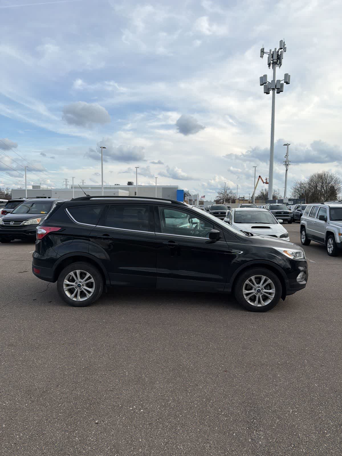 Thumbnail: 2018 Ford Escape - 4
