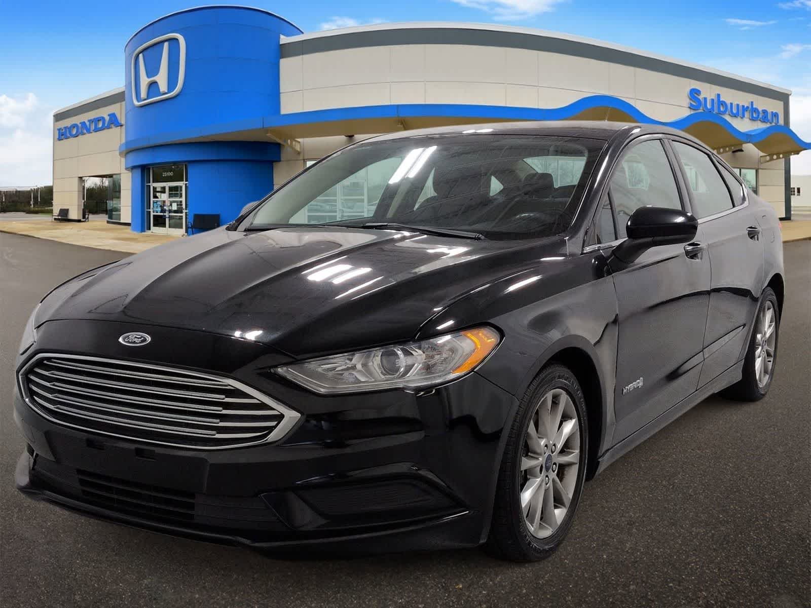 Thumbnail: 2017 Ford Fusion - 4