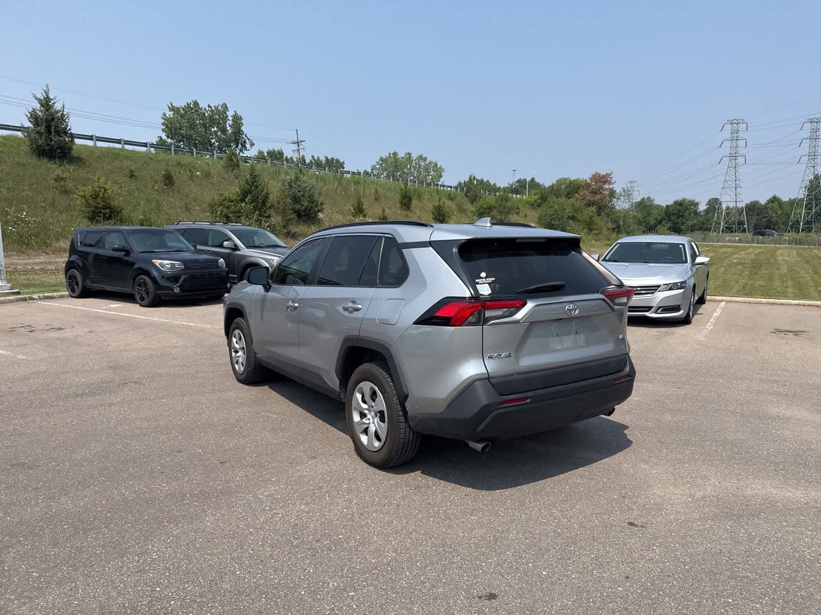 Thumbnail: 2019 Toyota RAV4 - 22