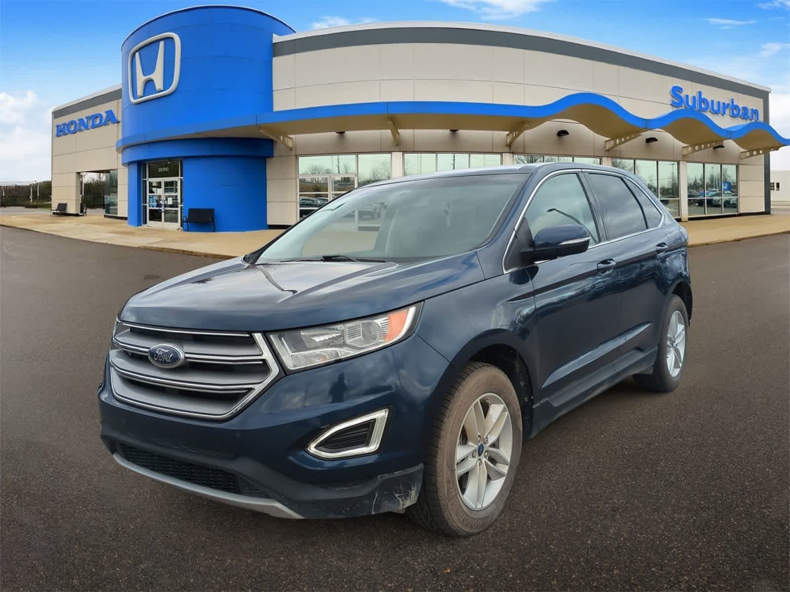 Thumbnail: 2017 Ford Edge - 4