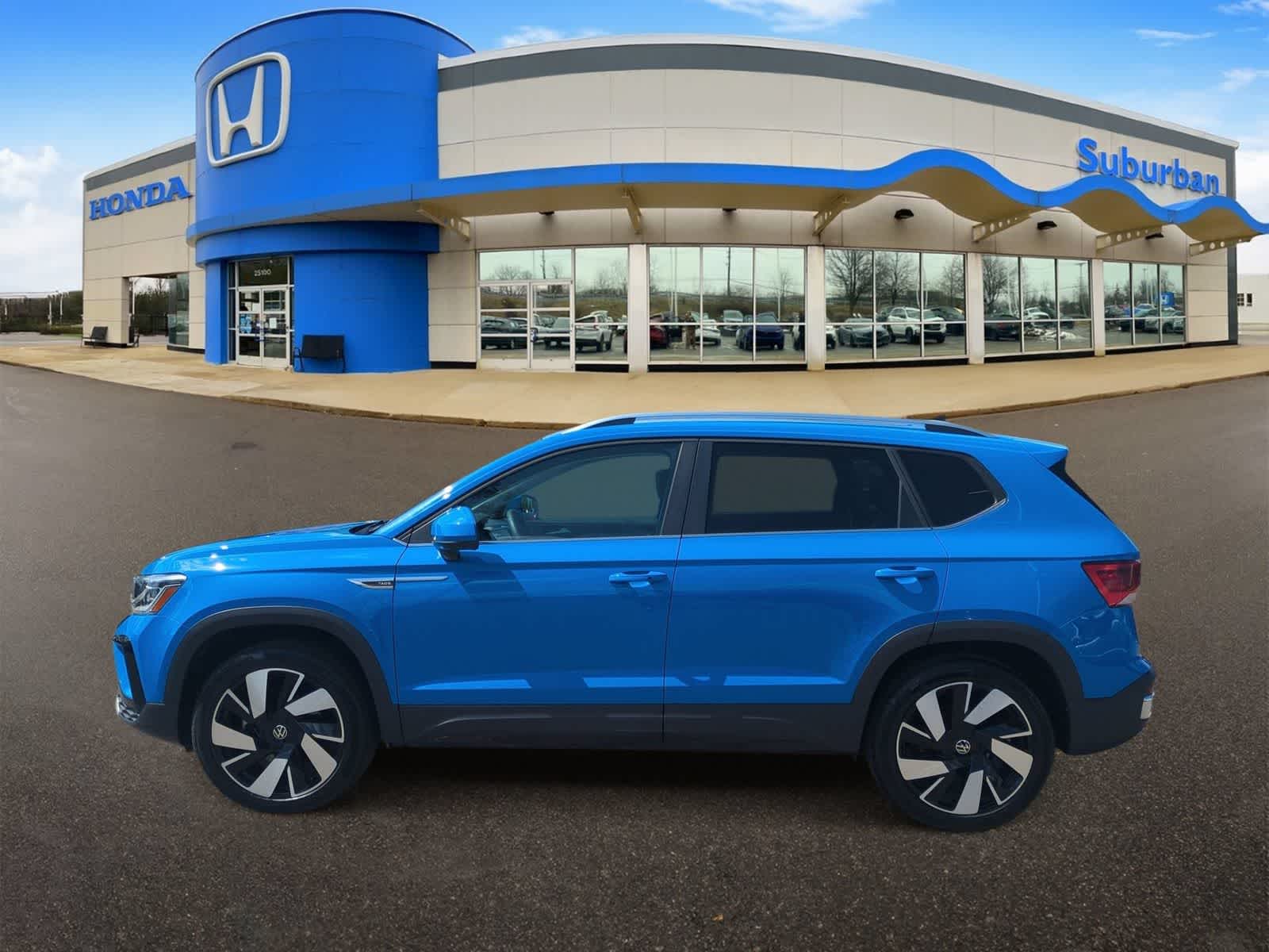 Thumbnail: 2024 Volkswagen Taos - 5