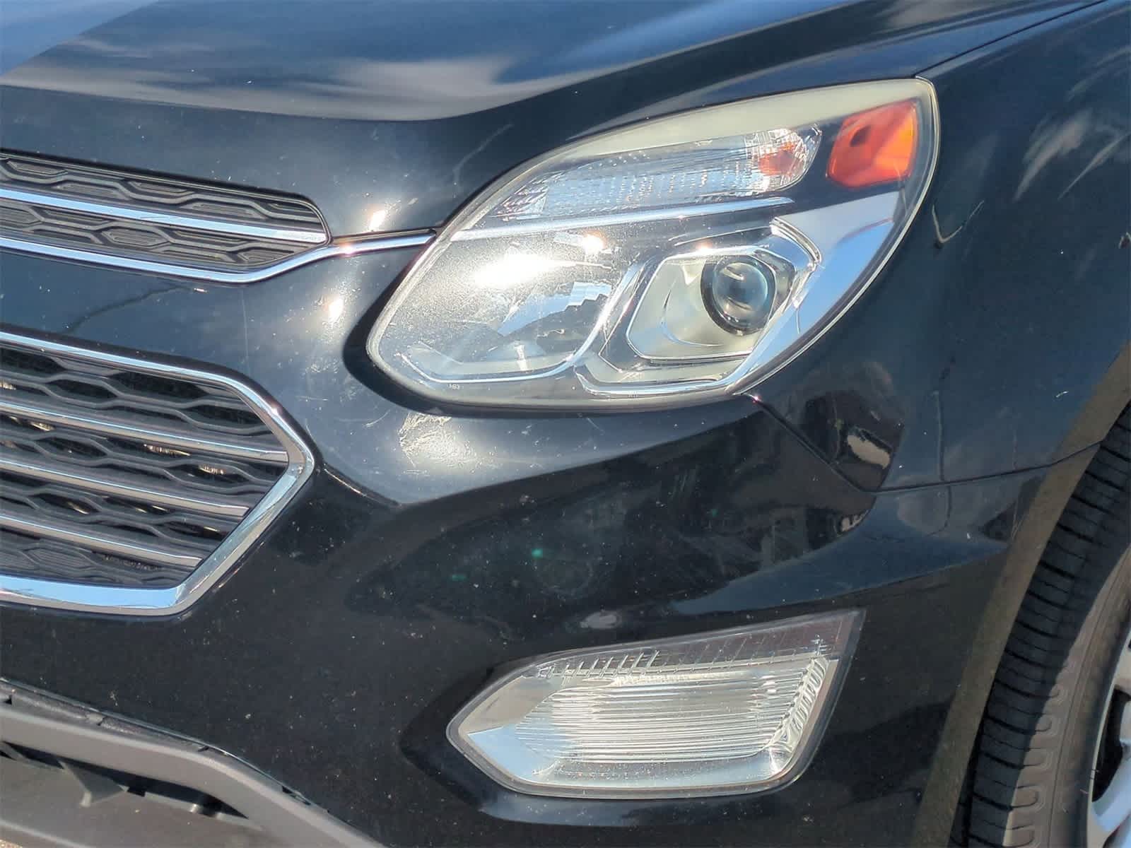 Thumbnail: 2016 Chevrolet Equinox - 11