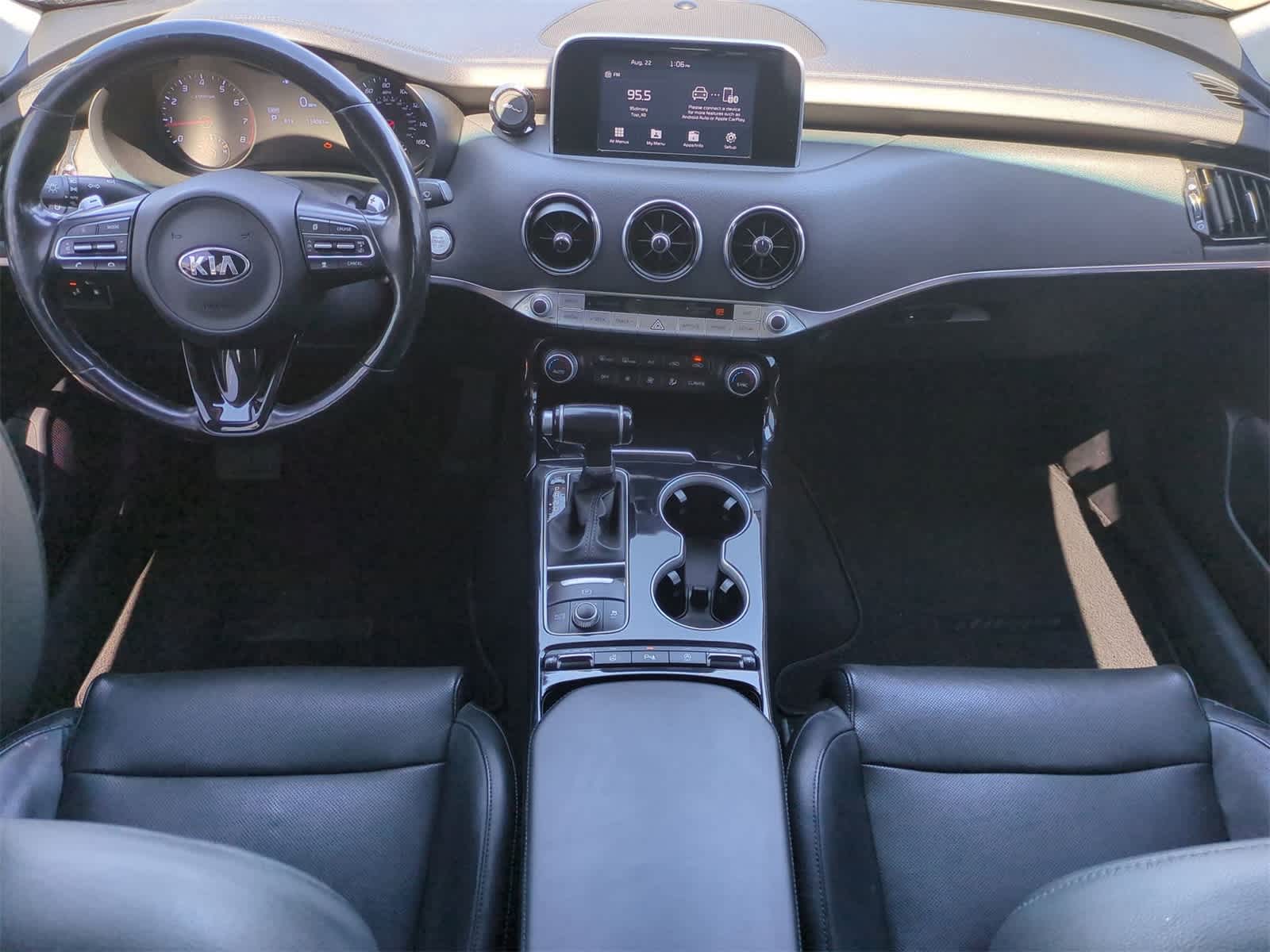 Thumbnail: 2018 Kia Stinger - 15