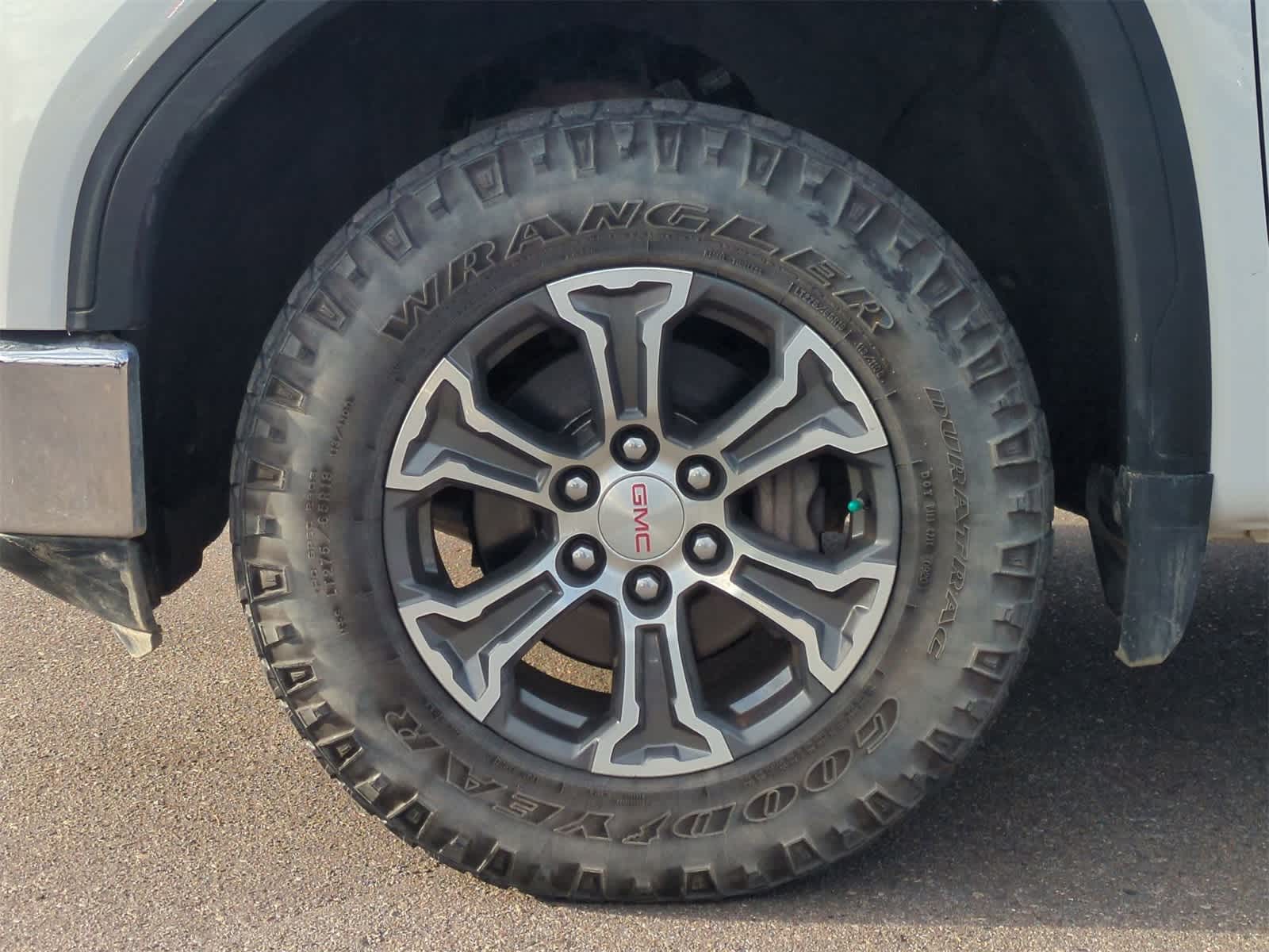 Thumbnail: 2020 GMC Sierra 1500 - 15