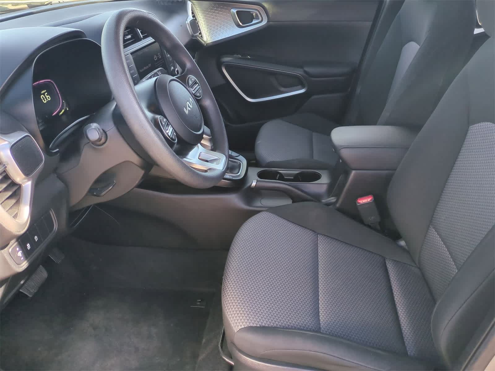 Thumbnail: 2024 Kia Soul - 16